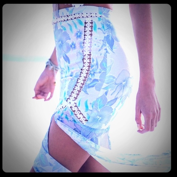 Sabo Skirt Dresses & Skirts - Sabo Skirt Blue Floral Maxi Skirt with Lace Trim